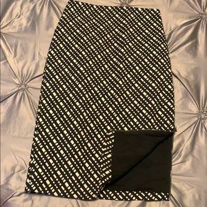 Express pencil skirt Sz. 0 side zip detail